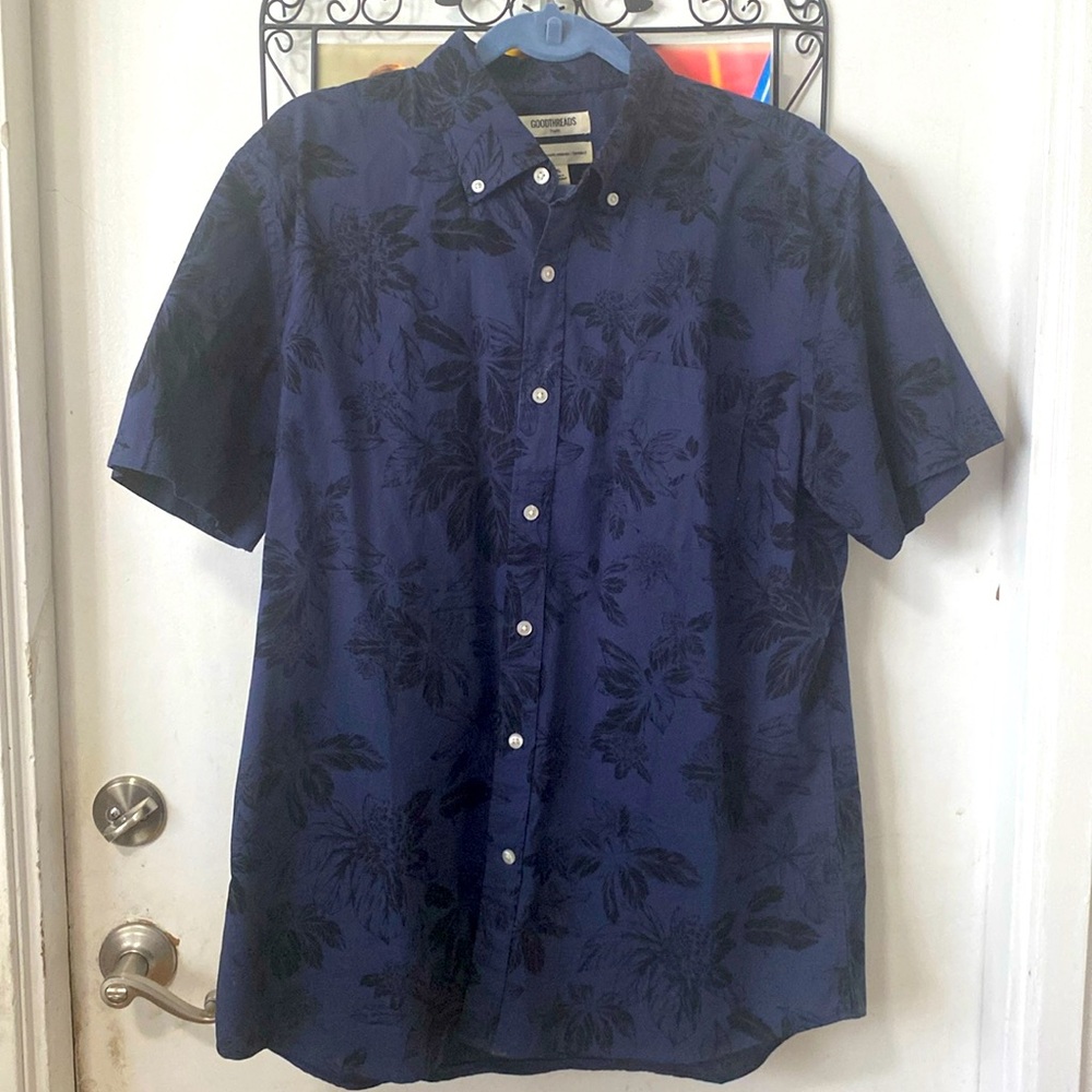 Navy and black Hawaiian shirt.